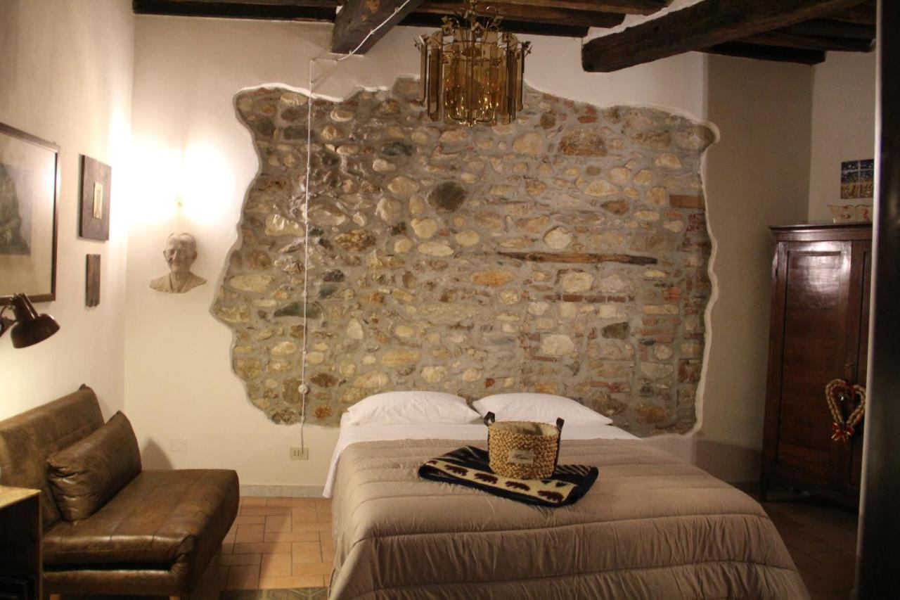 La Porta Sui Monti Di Luna การ์รารา ภายนอก รูปภาพ
